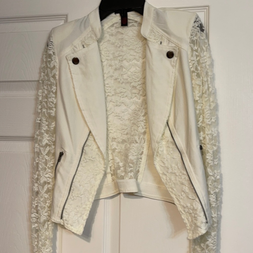 Material Girl lace blazer size XS